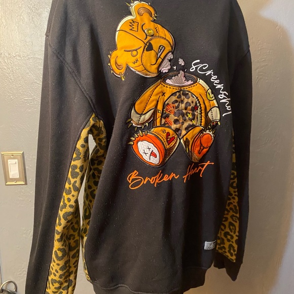 SCREENSHOT Black Animal Print Teddybear Sweatshirt - Picture 7 of 14
